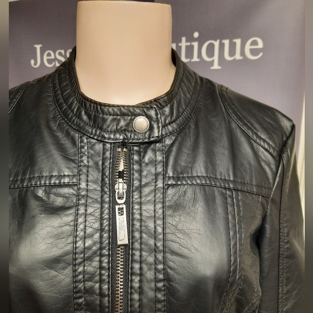 Jacket - Picture 3 of 7